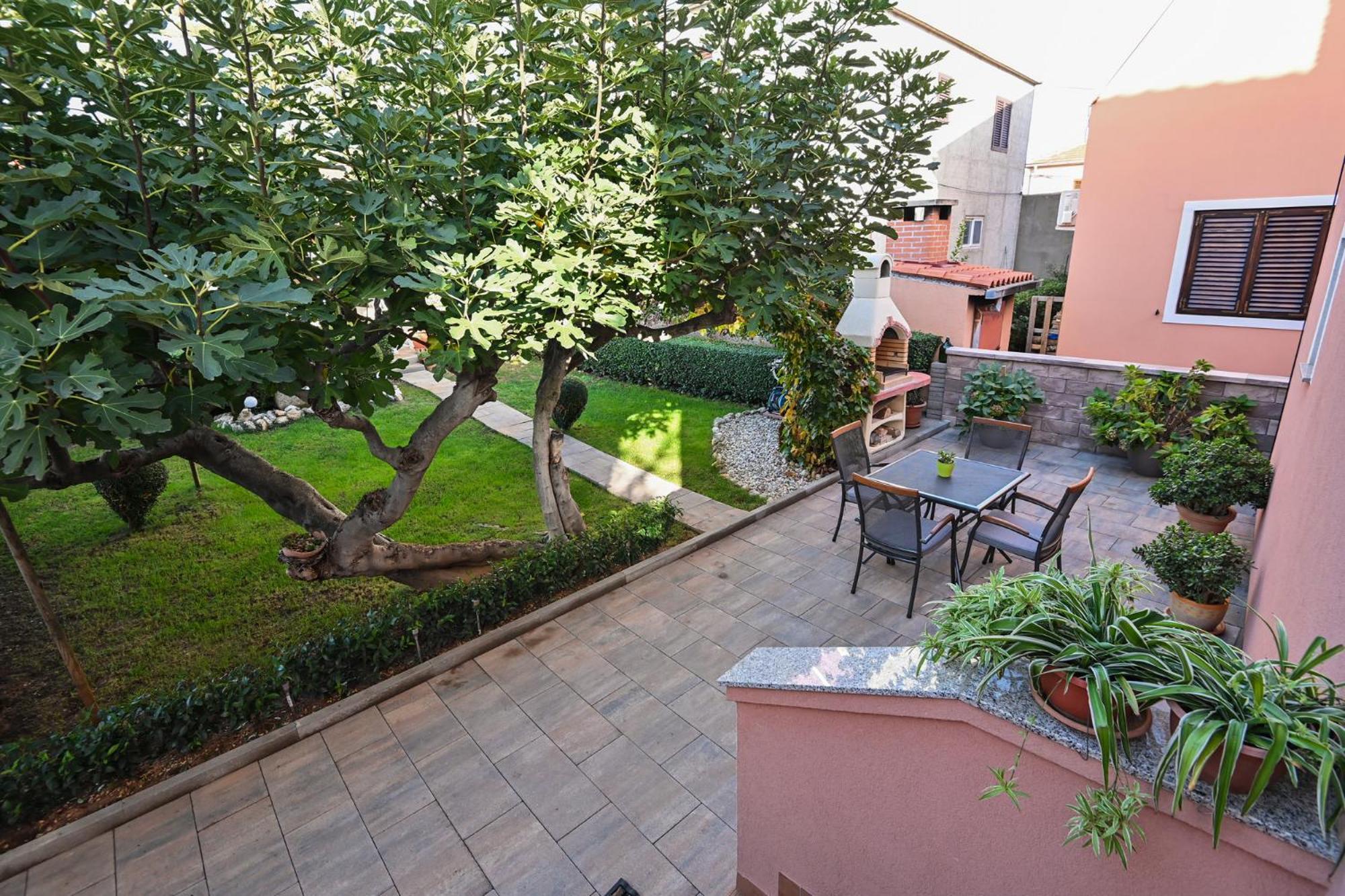 Apartment Irena Posedarje Exterior photo